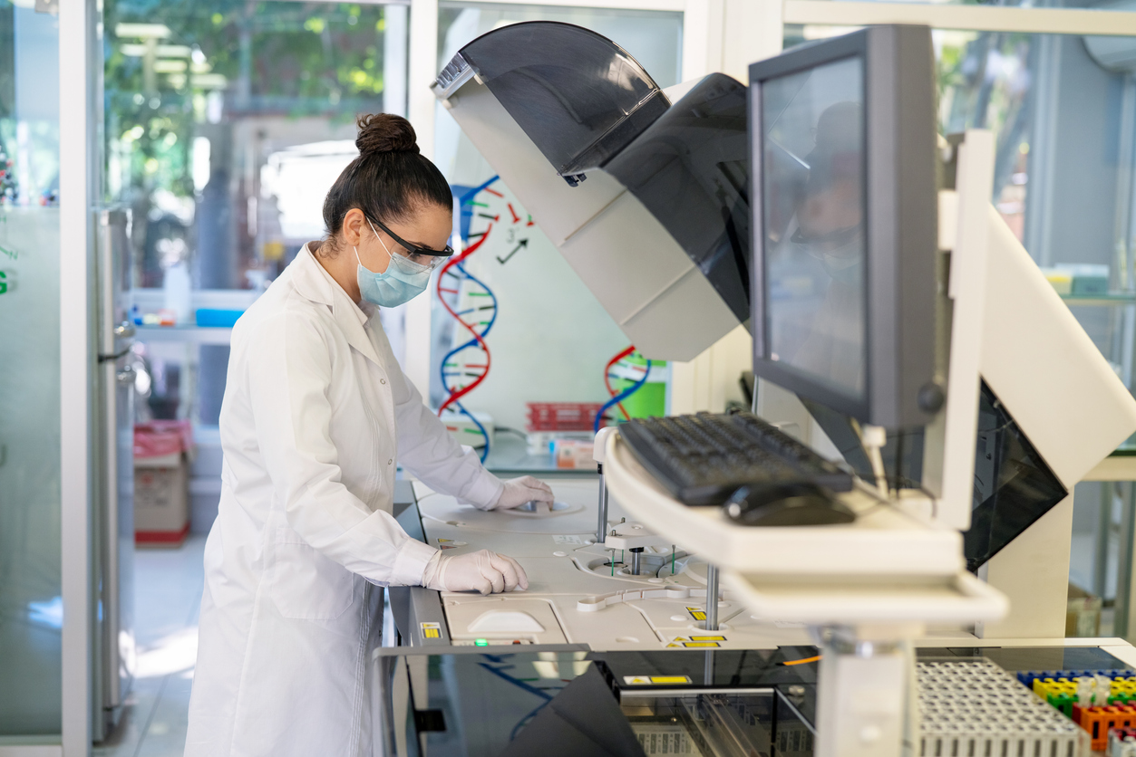 a medical professional performing tests in a labratory