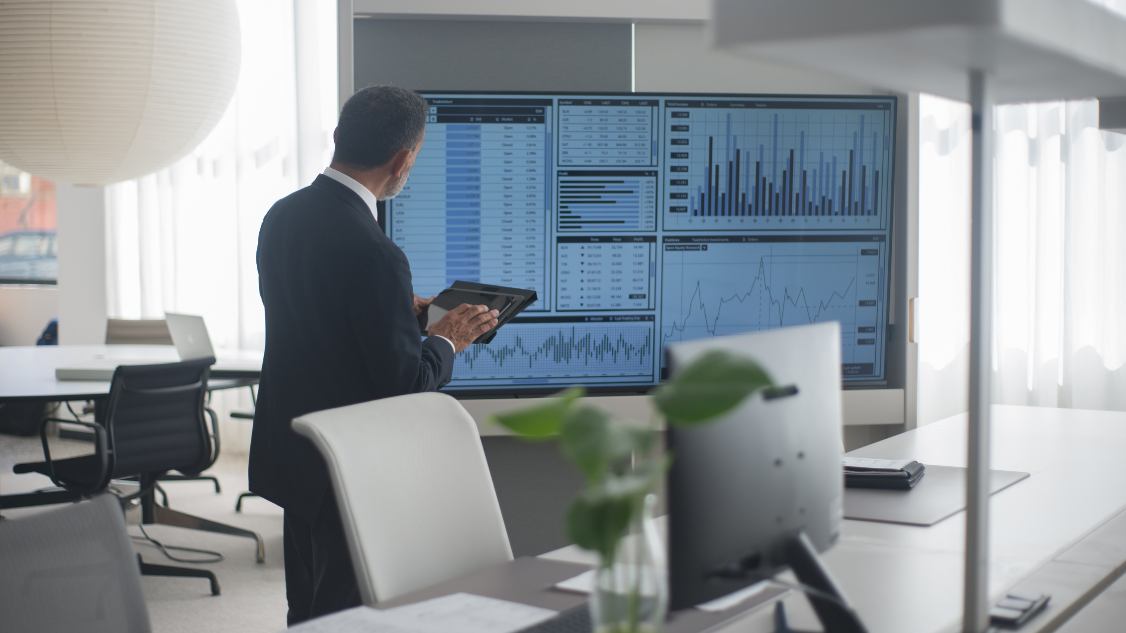 Featured Image for Unlocking the Power of IoT Analytics in Healthcare for Connected Medical Device Security